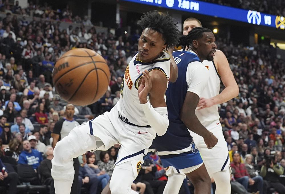 而伴随着北 而伴随着北